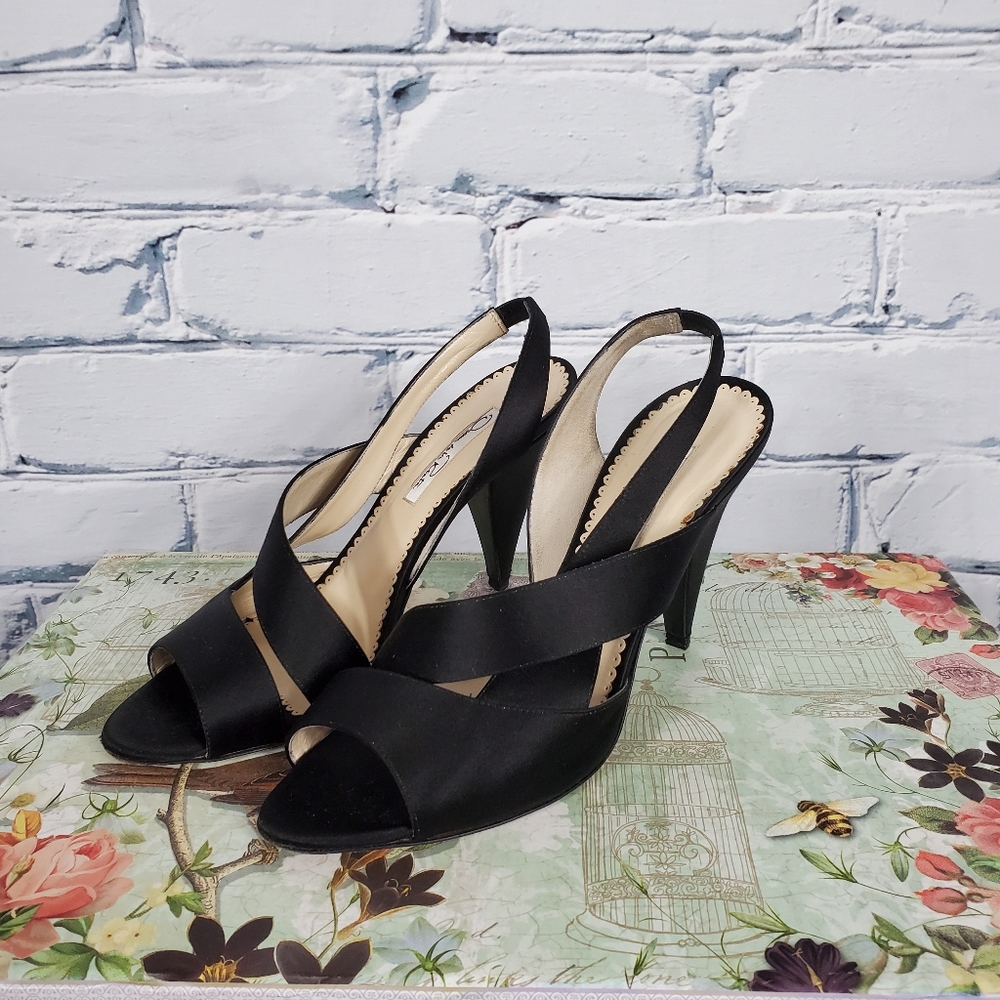 Oscar de la Renta Black Satin Heels